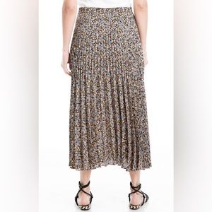Max Studio floral midi skirt